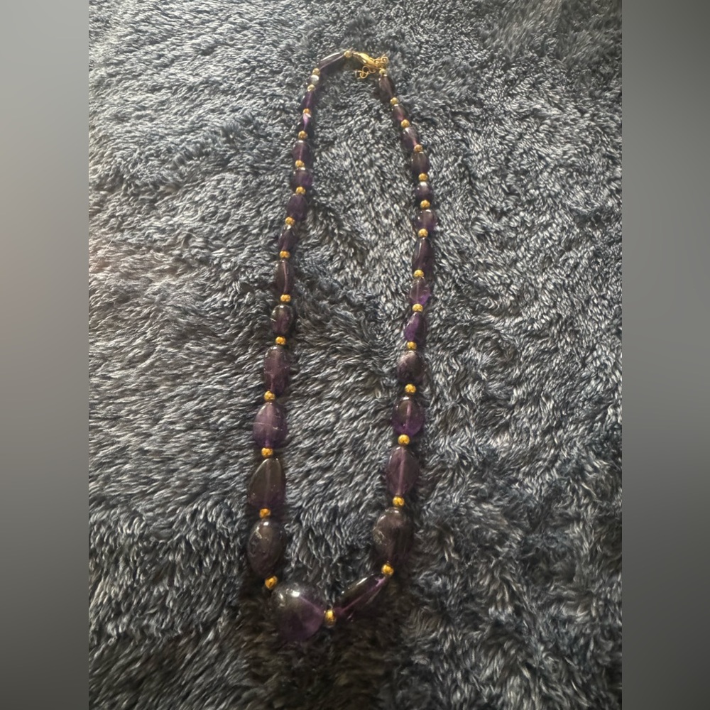 Purple and Gold.  Colors for the Queen.